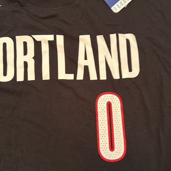NBA T-Shirt Mens Size L Black Red Damian Lillard Performance Knit Graphic #0 - Picture 3 of 5